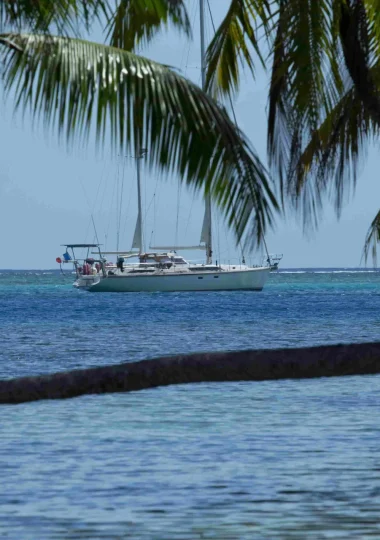A sailboat cruise in Moorea c Tahiti Tourisme