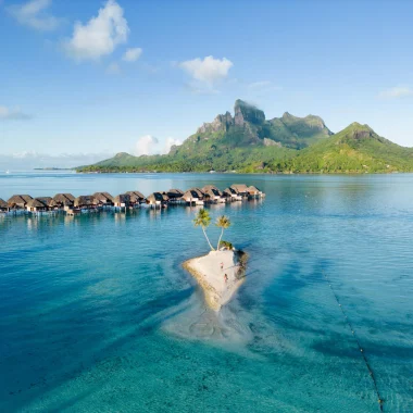 View of Bora Bora lagoon (cover) © Flying World Pictures