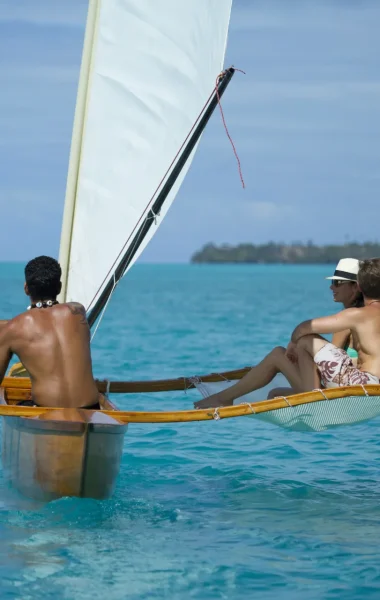 Initiation à la pirogue à voile traditionnelle © Tahiti Tourisme