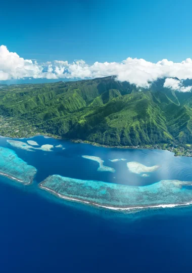 Tahiti from the sky © Grégoire Le Bacon _ LionAiles